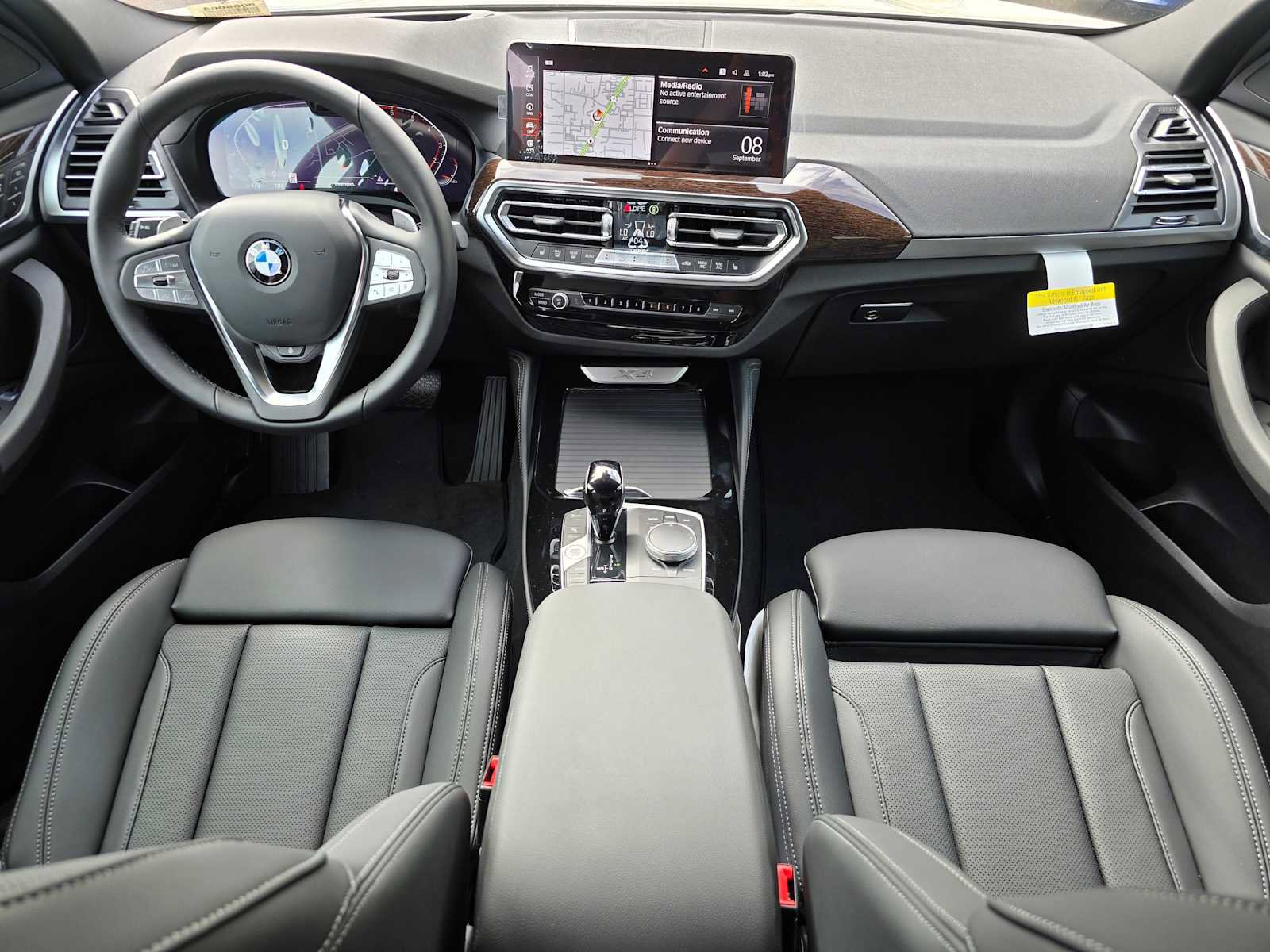 Used 2025 BMW X4 xDrive30i w/ Premium Package image 18