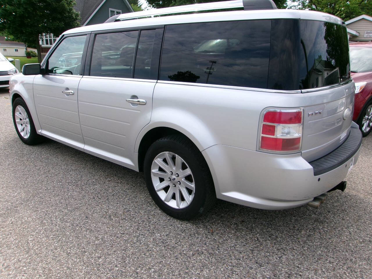 Used 2012 Ford Flex SEL FWD image 4