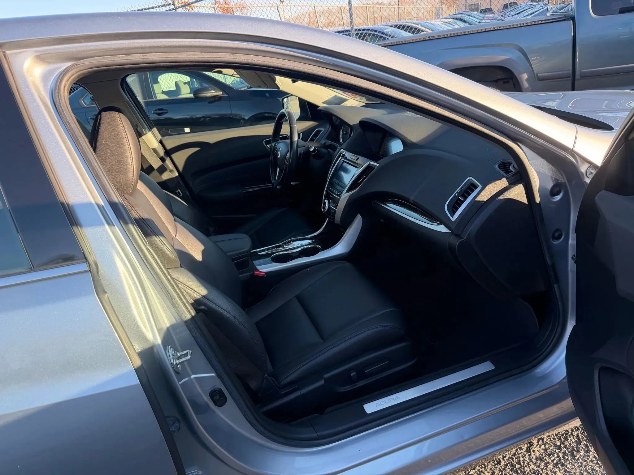 Used 2019 Acura TLX V6 image 27