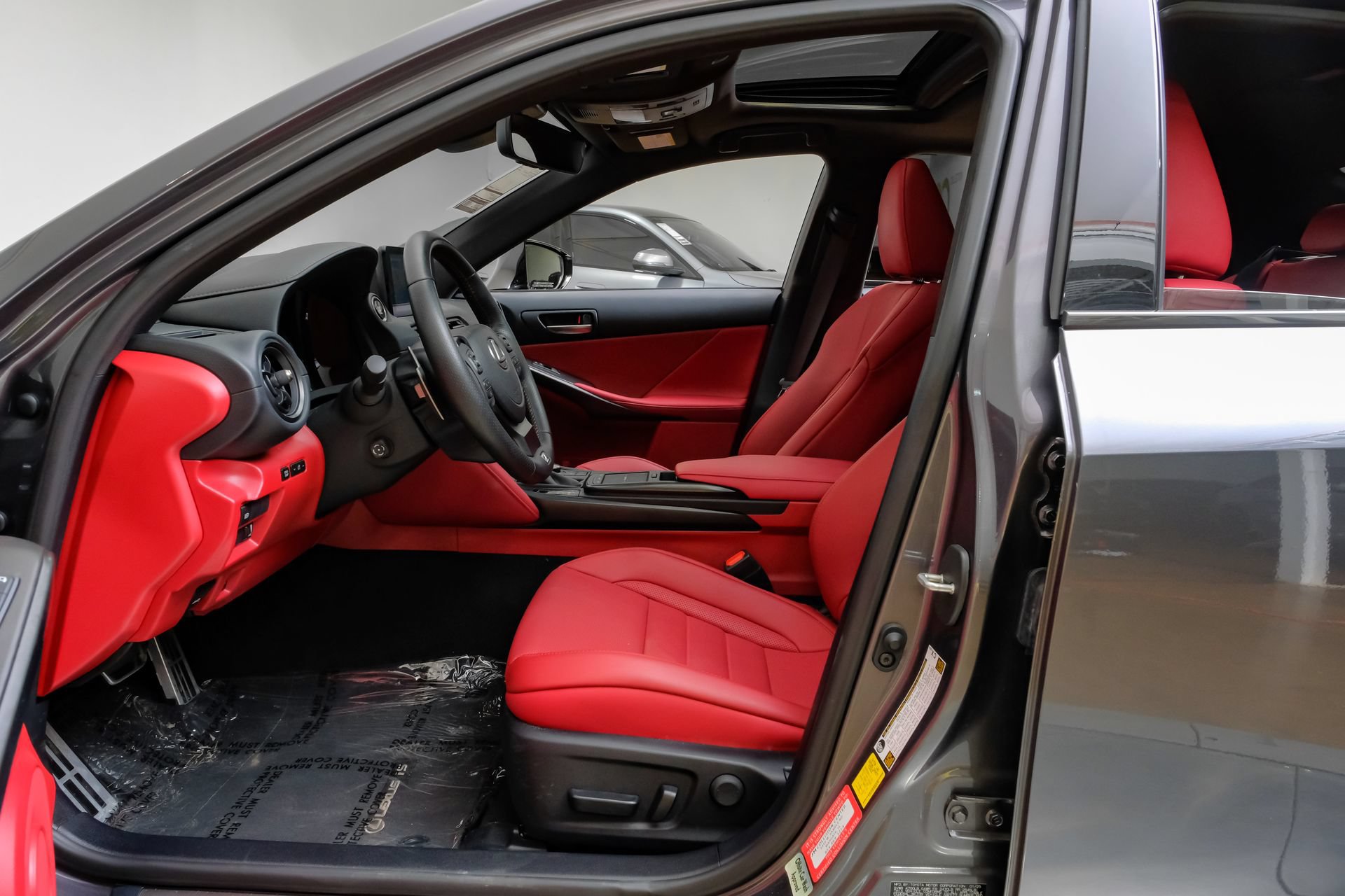 Used 2025 Lexus IS 350 F Sport w/ Navigation Package RWD image 4