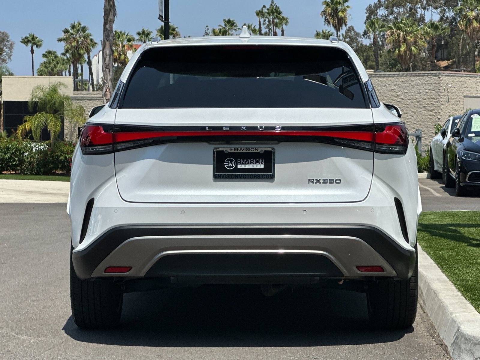 Used 2023 Lexus RX 350 Premium Plus w/ Cold Area Package FWD image 4