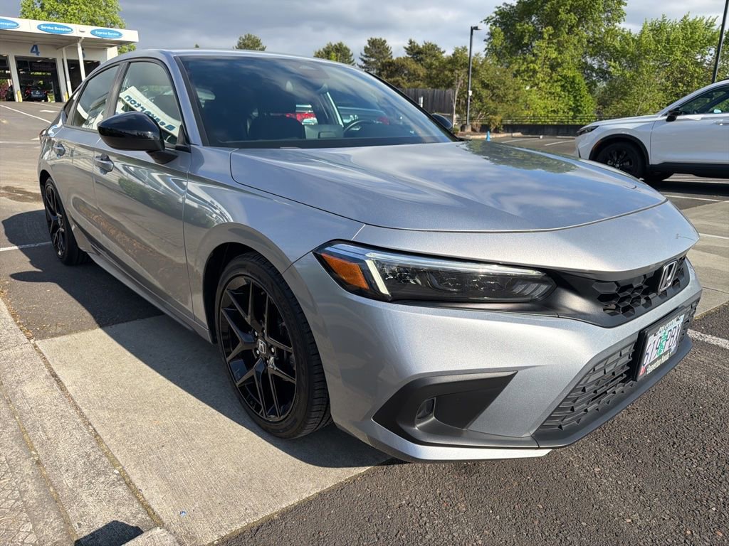 Used 2023 Honda Civic Sport image 3