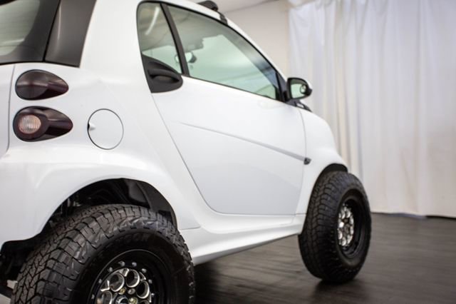 Used 2013 smart fortwo Coupe image 26
