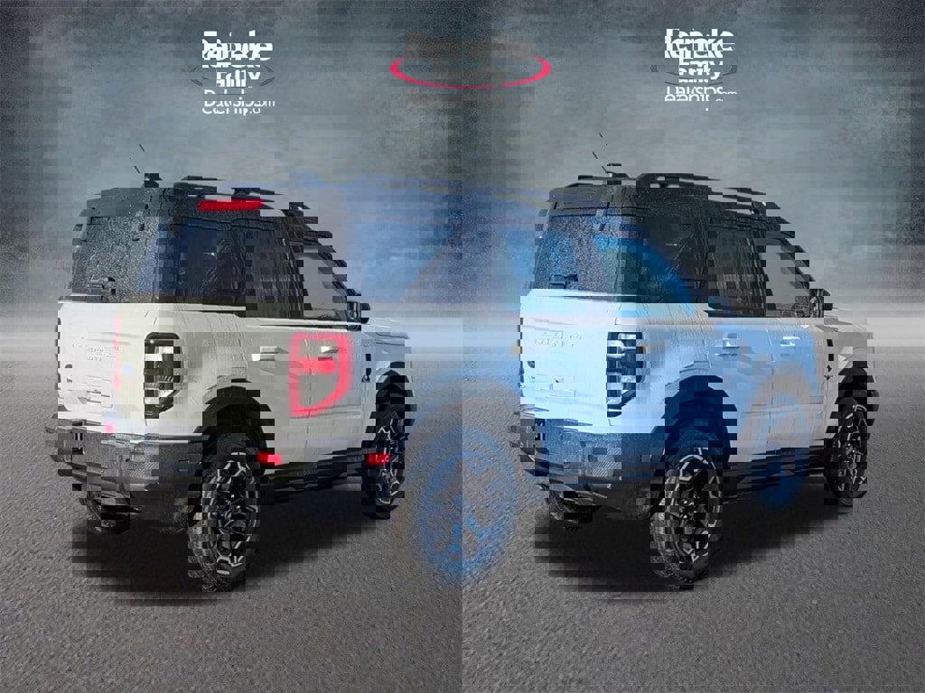 New 2025 Ford Bronco Sport Outer Banks image 5