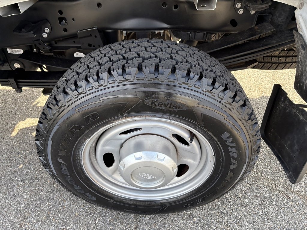 Used 2023 Ford F350 XL w/ Snow Plow Prep Package image 13