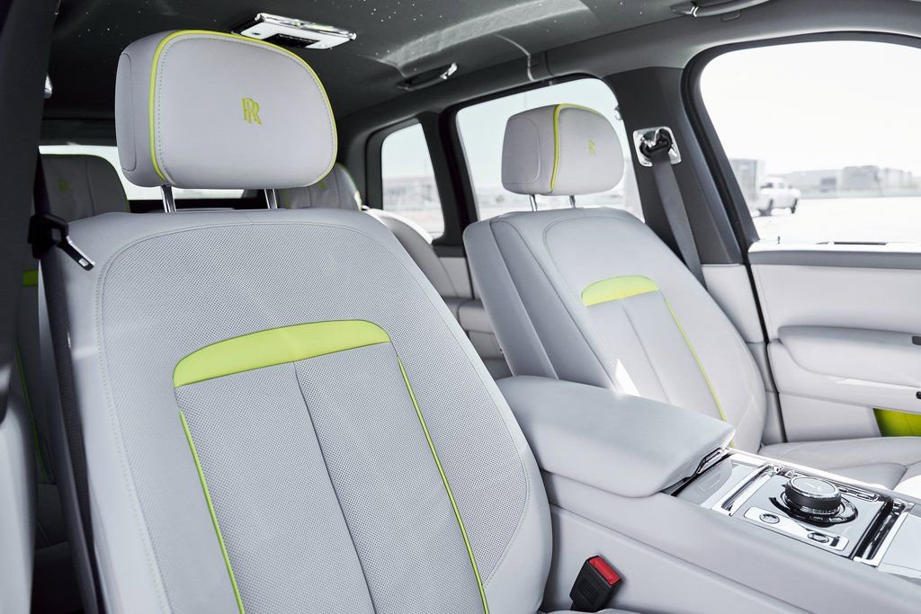 Used 2024 Rolls-Royce Cullinan image 55
