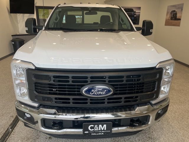 New 2025 Ford F250 XL w/ XL Off-Road Package image 2