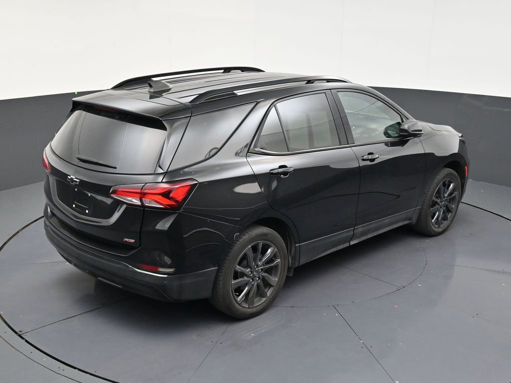 Used 2023 Chevrolet Equinox RS FWD image 16