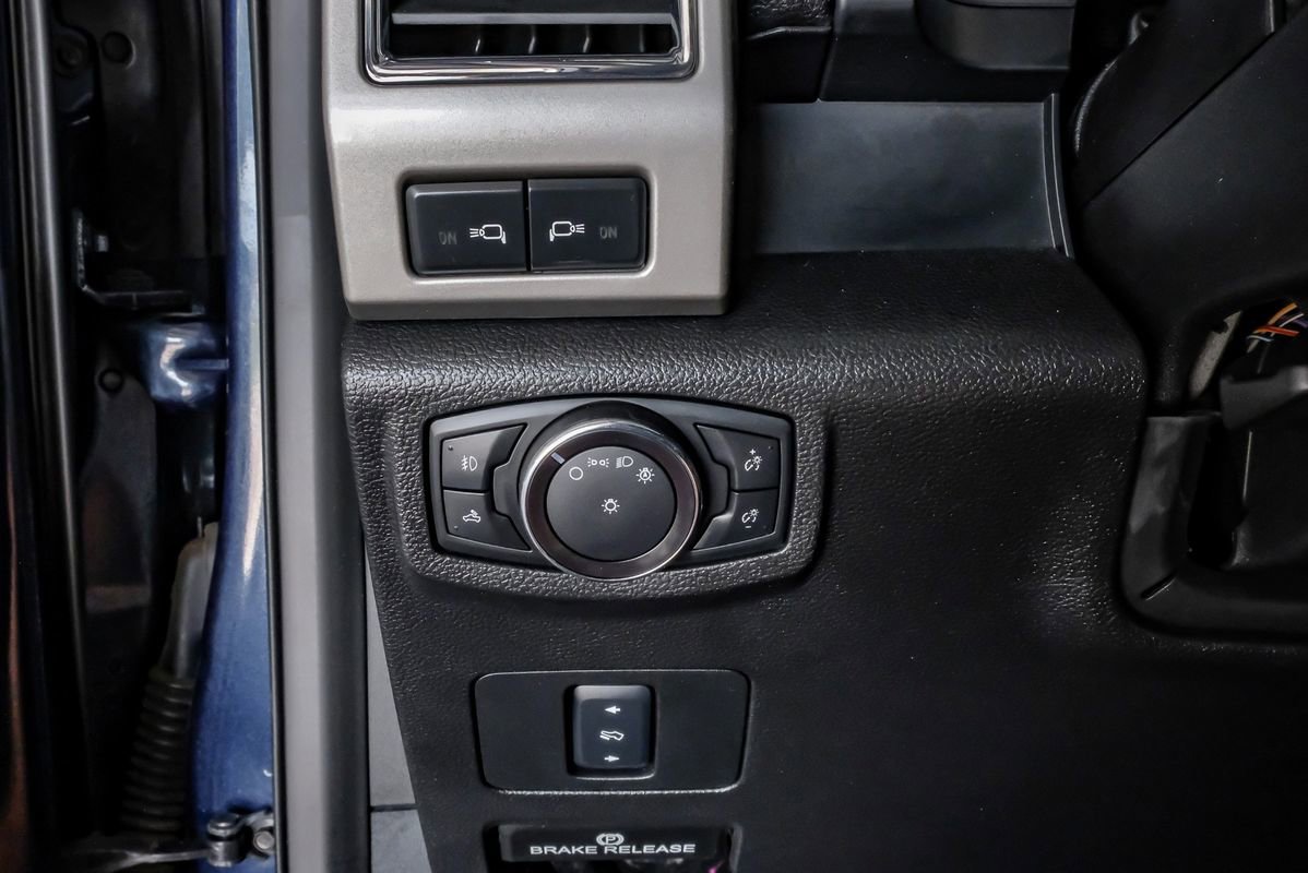 Used 2018 Ford F250 Lariat w/ Chrome Package AWD/4WD image 28