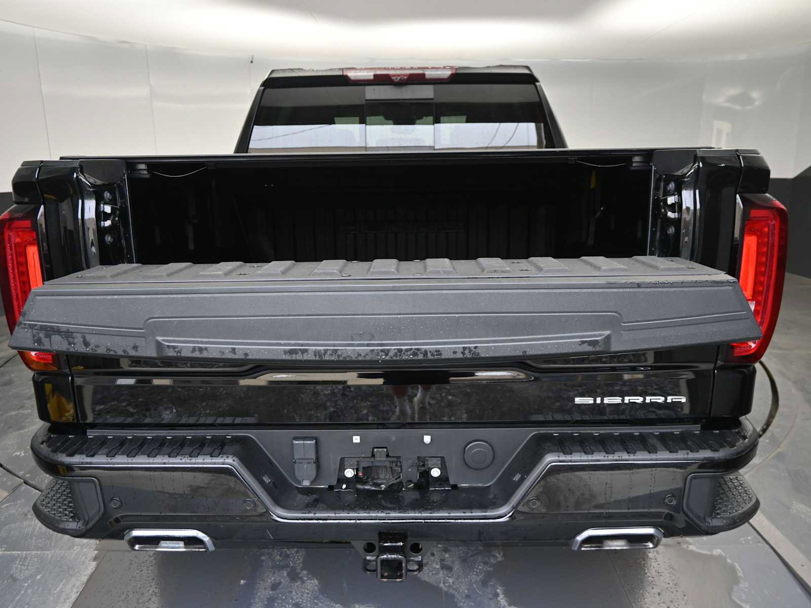 Used 2023 GMC Sierra 1500 Denali w/ Denali Reserve Package AWD/4WD image 19