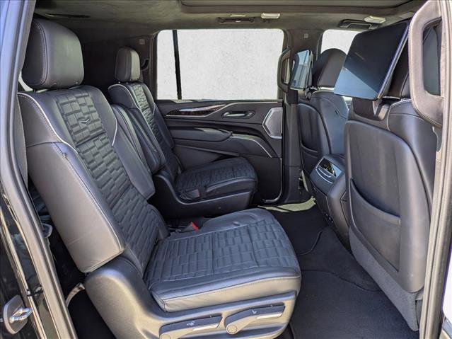 Used 2023 Cadillac Escalade ESV Sport Platinum w/ LPO, ONYX Package image 23