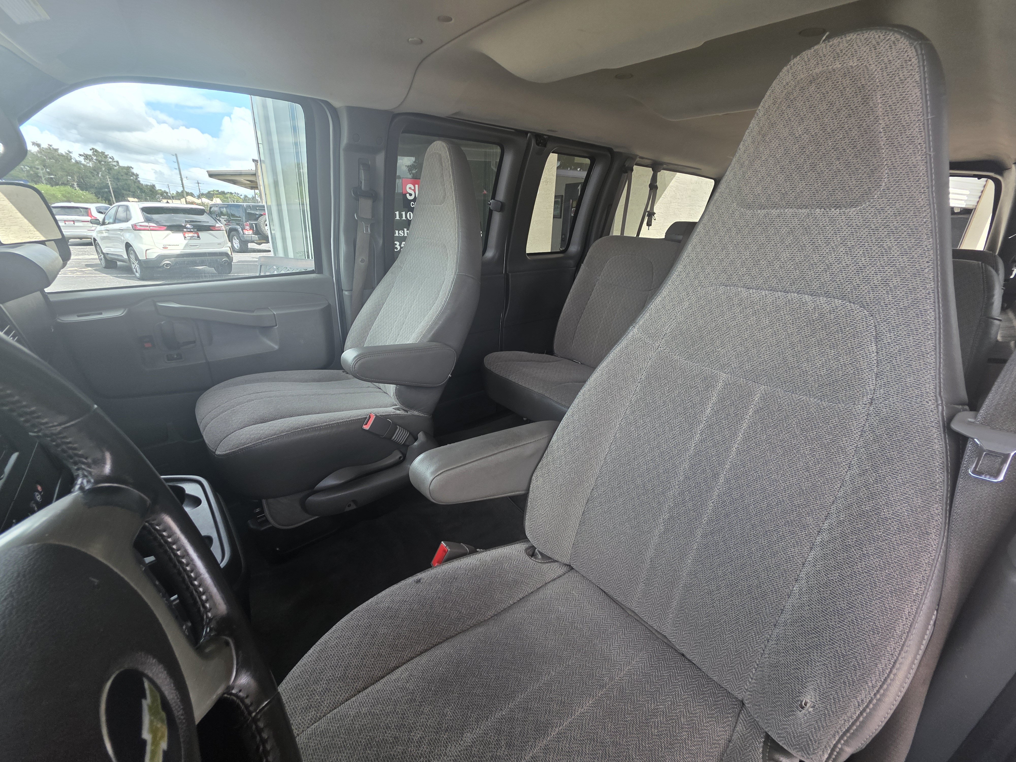 Used 2017 Chevrolet Express 2500 LS RWD image 14