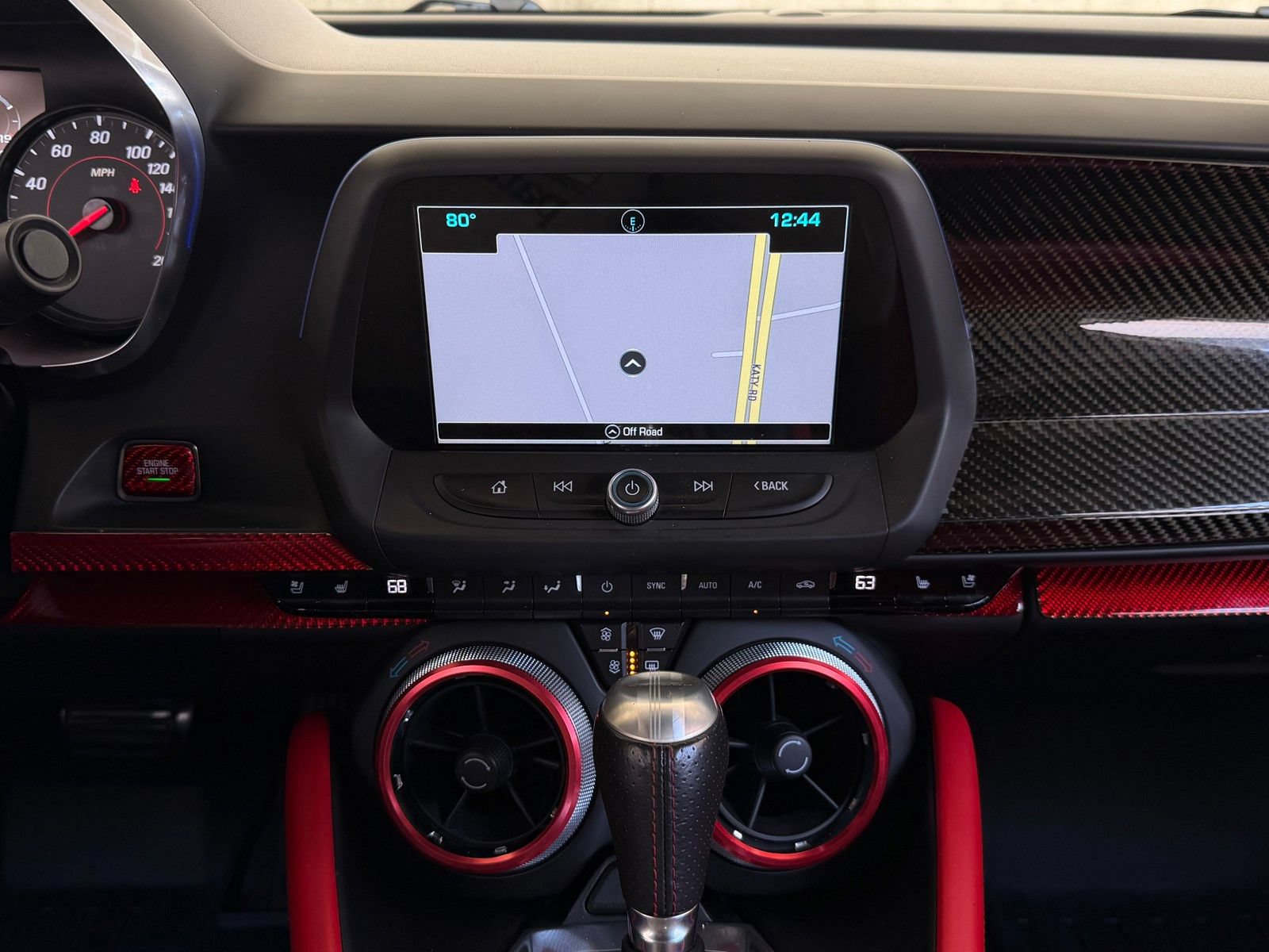 Used 2018 Chevrolet Camaro SS RWD image 4