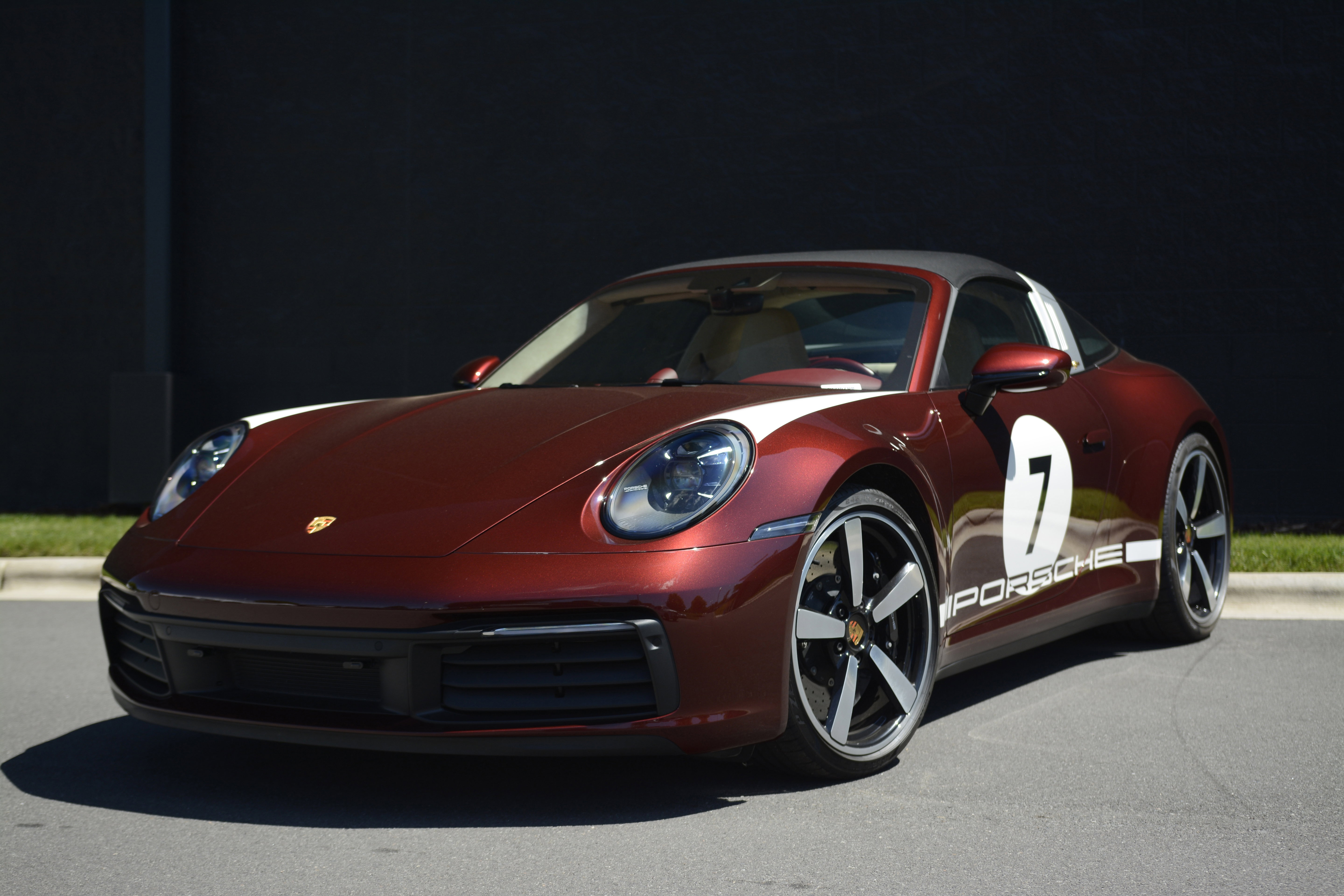 Certified 2021 Porsche 911 AWD/4WD image 1