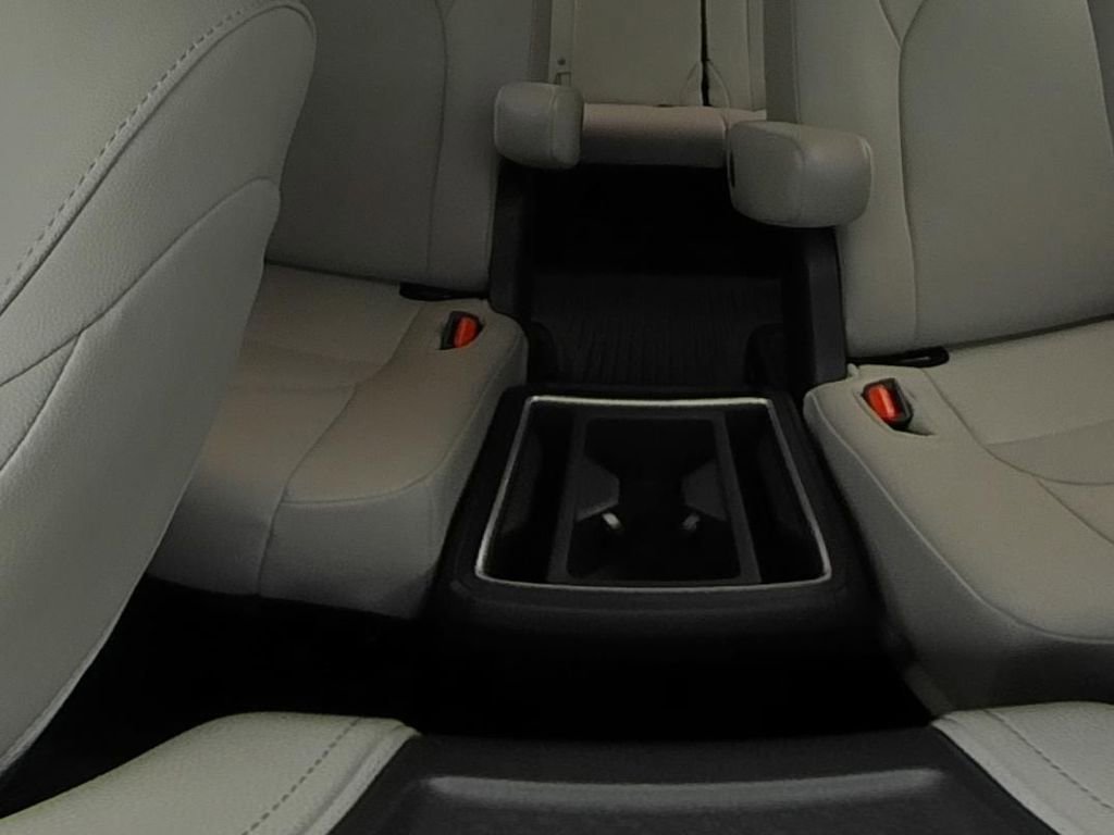 Used 2026 Toyota Grand Highlander FWD image 13