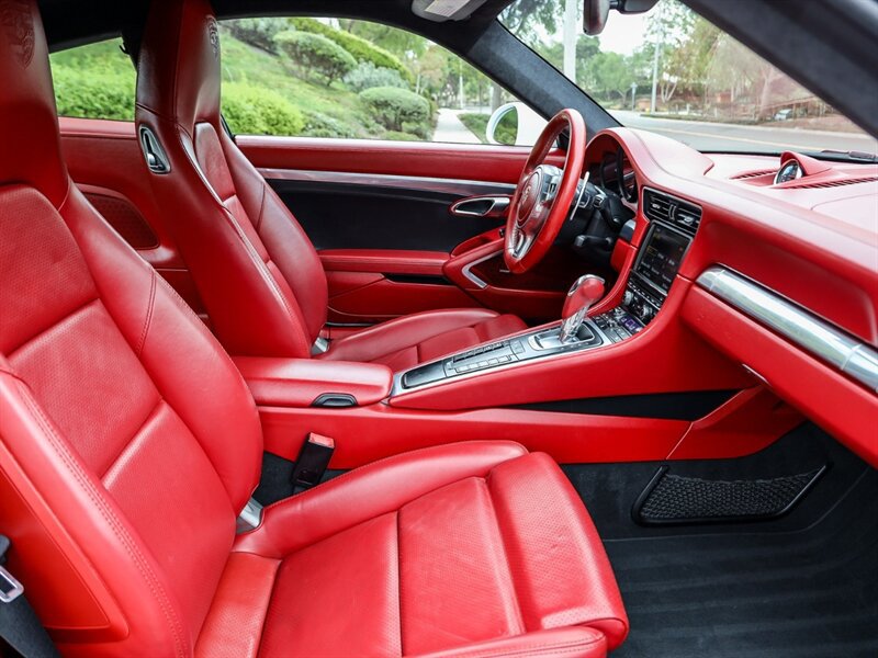 Used 2014 Porsche 911 Carrera S RWD image 18