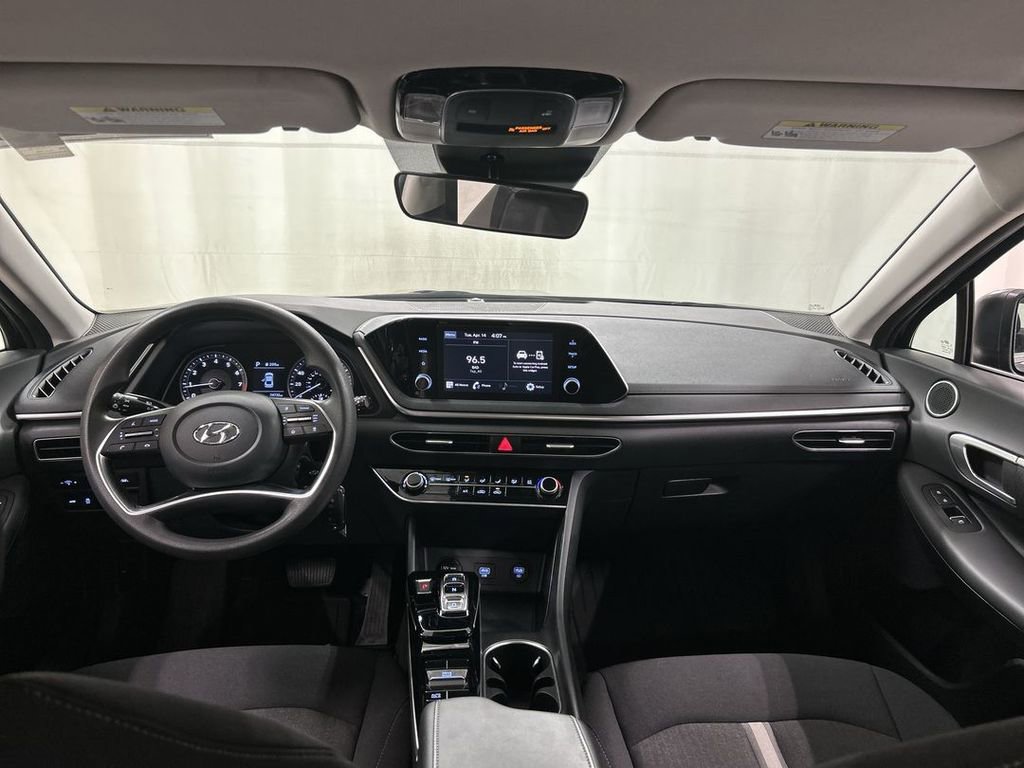 Used 2023 Hyundai Sonata SE FWD image 18