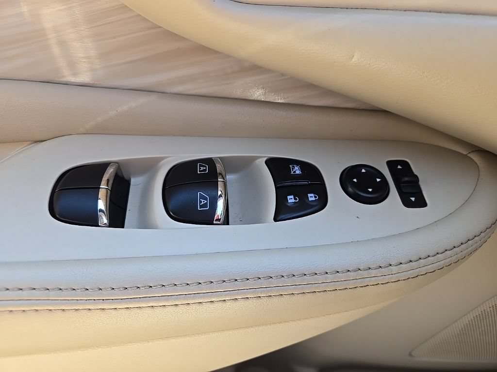 Used 2018 Nissan Murano SL w/ Moonroof Package AWD/4WD image 26
