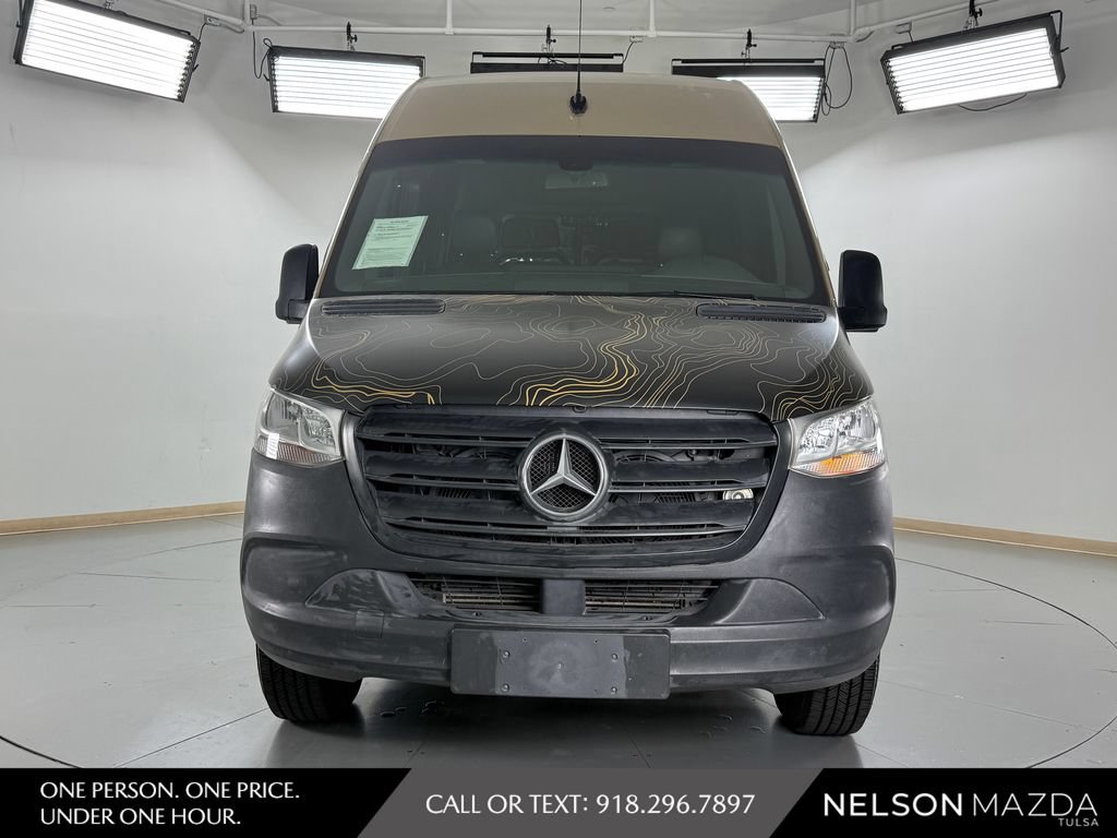 Used 2019 Mercedes-Benz Sprinter 2500 image 2