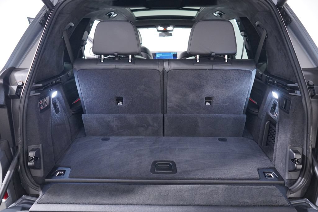 Used 2026 BMW X7 xDrive40i w/ M Sport Package AWD/4WD image 23