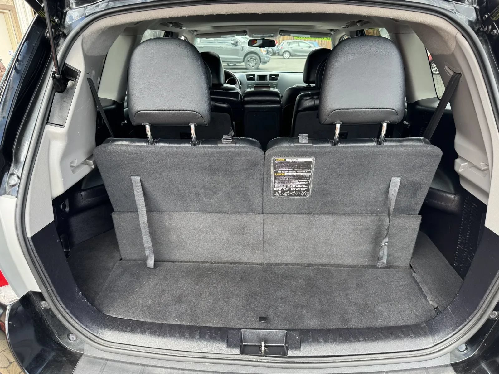 Used 2012 Toyota Highlander SE w/ Tow Pkg AWD/4WD image 38