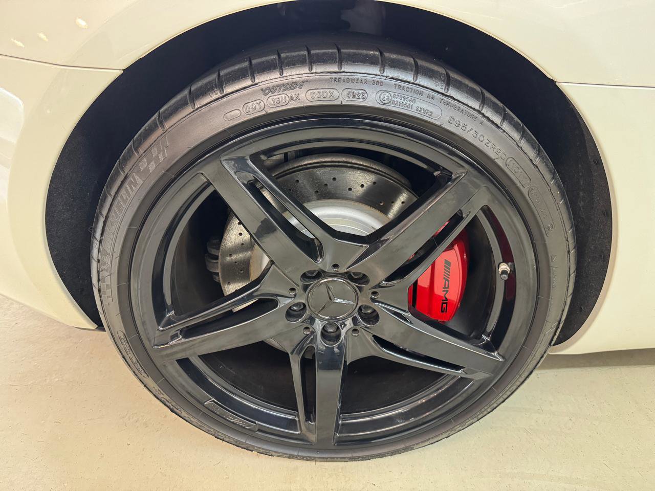 Used 2018 Mercedes-Benz AMG GT Roadster w/ Lane Tracking Package image 32