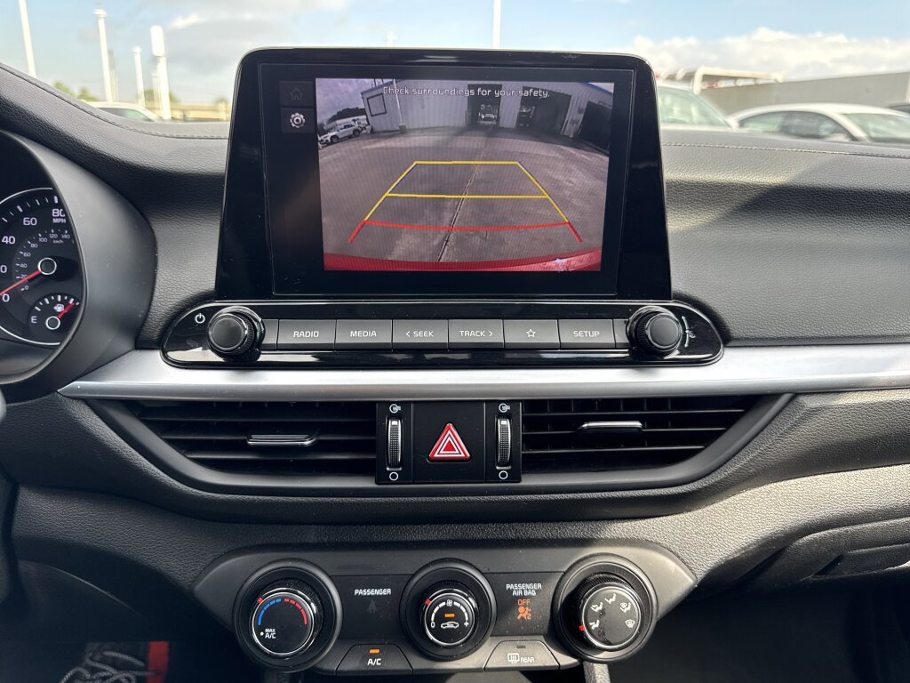 Certified 2024 Kia Forte LXS w/ LXS Technology Package image 28