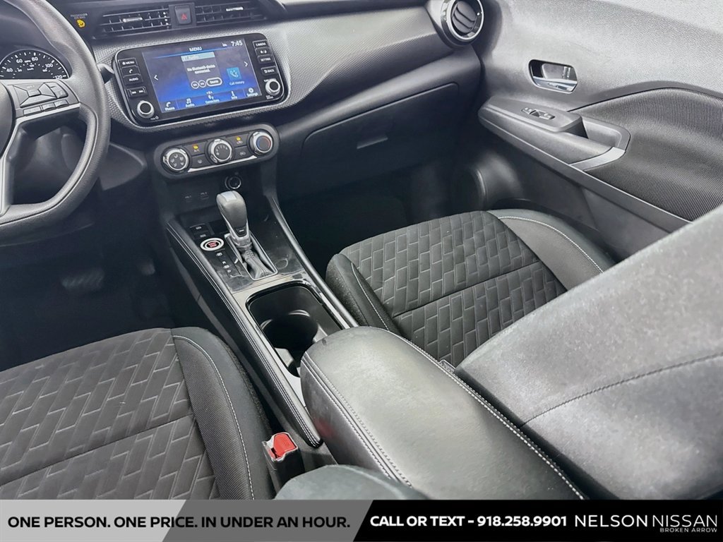 Used 2024 Nissan Kicks SV FWD image 21