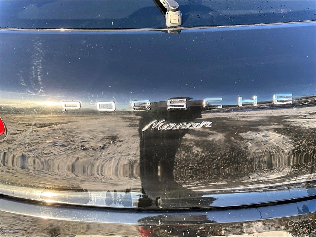 Used 2018 Porsche Macan image 8