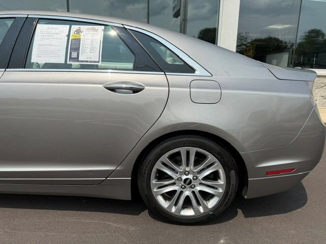 Used 2016 Lincoln MKZ w/ Equipment Group 200A Select FWD image 3