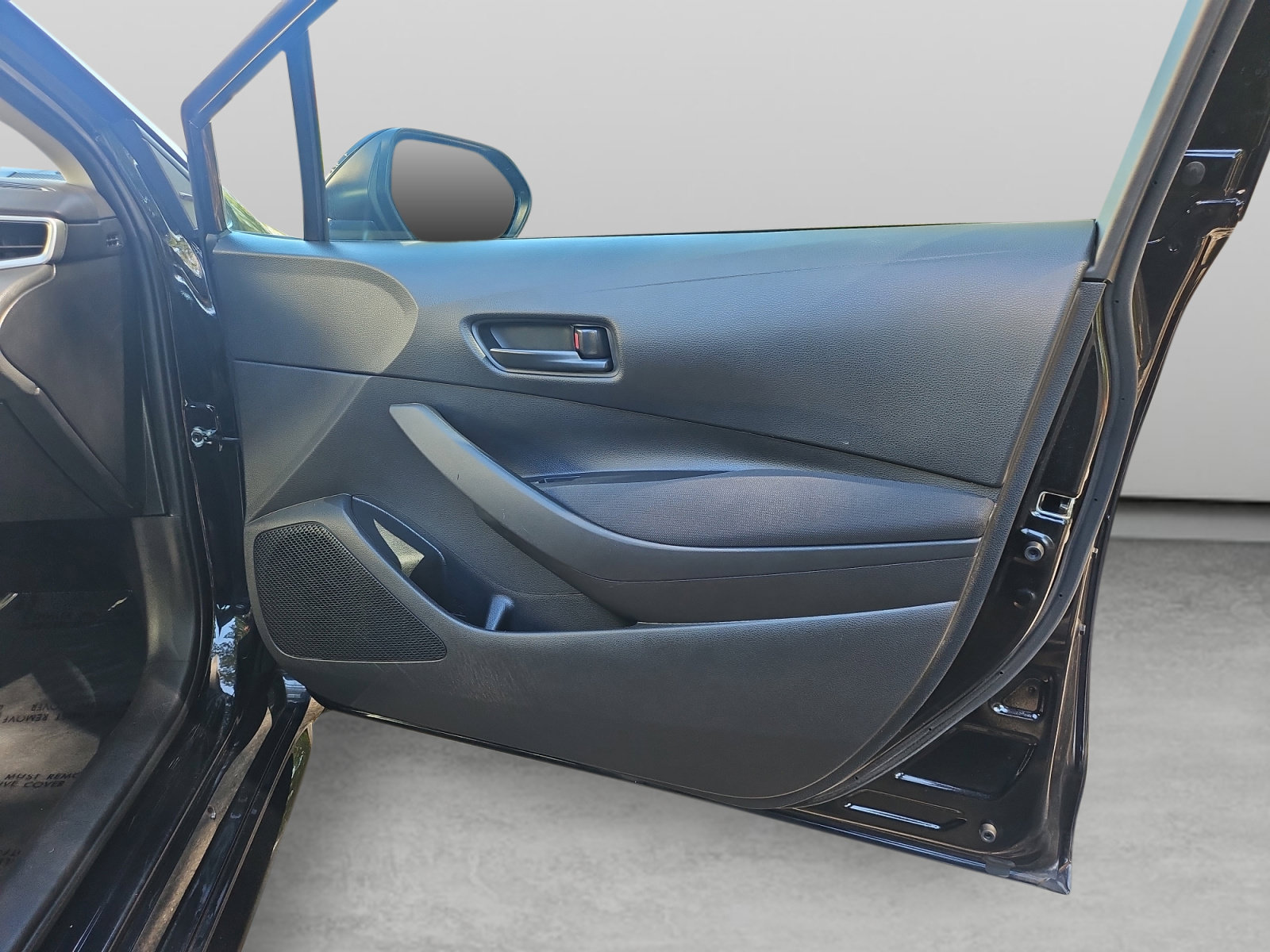 Used 2023 Toyota Corolla LE FWD image 36