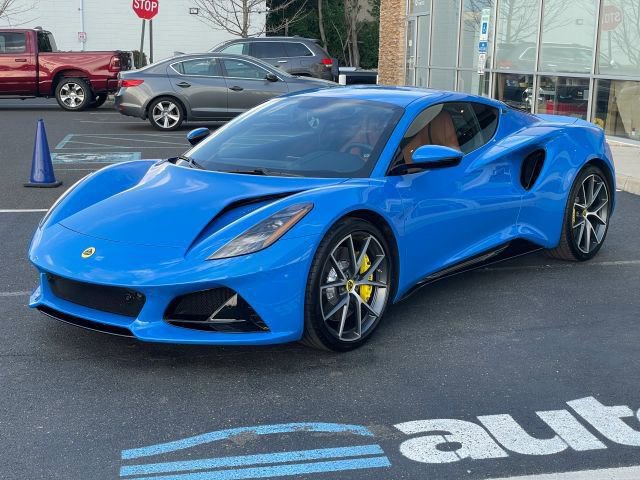 Used 2025 Lotus Emira RWD image 8