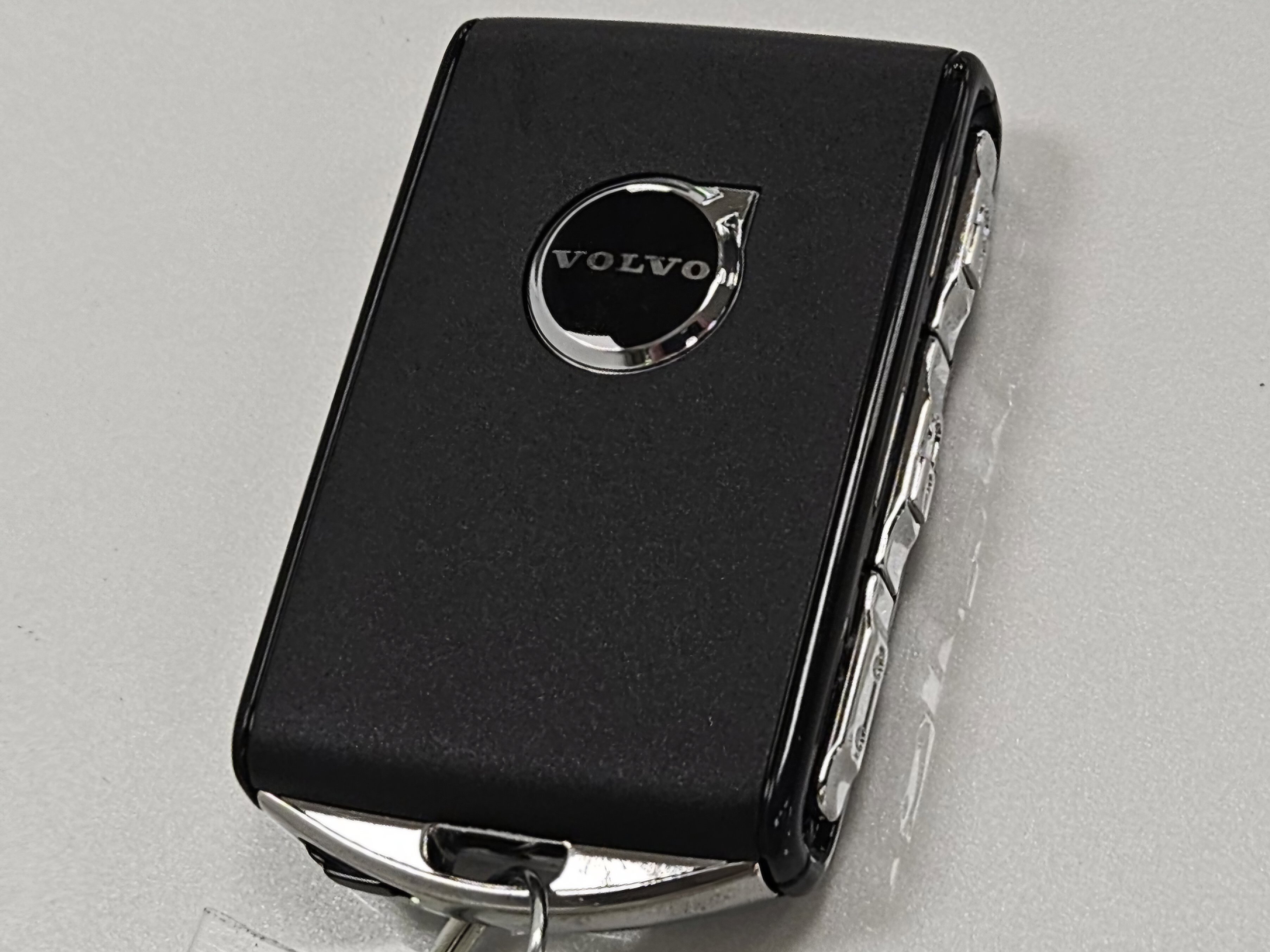 New 2026 Volvo XC60 B5 Plus w/ Climate Package image 42