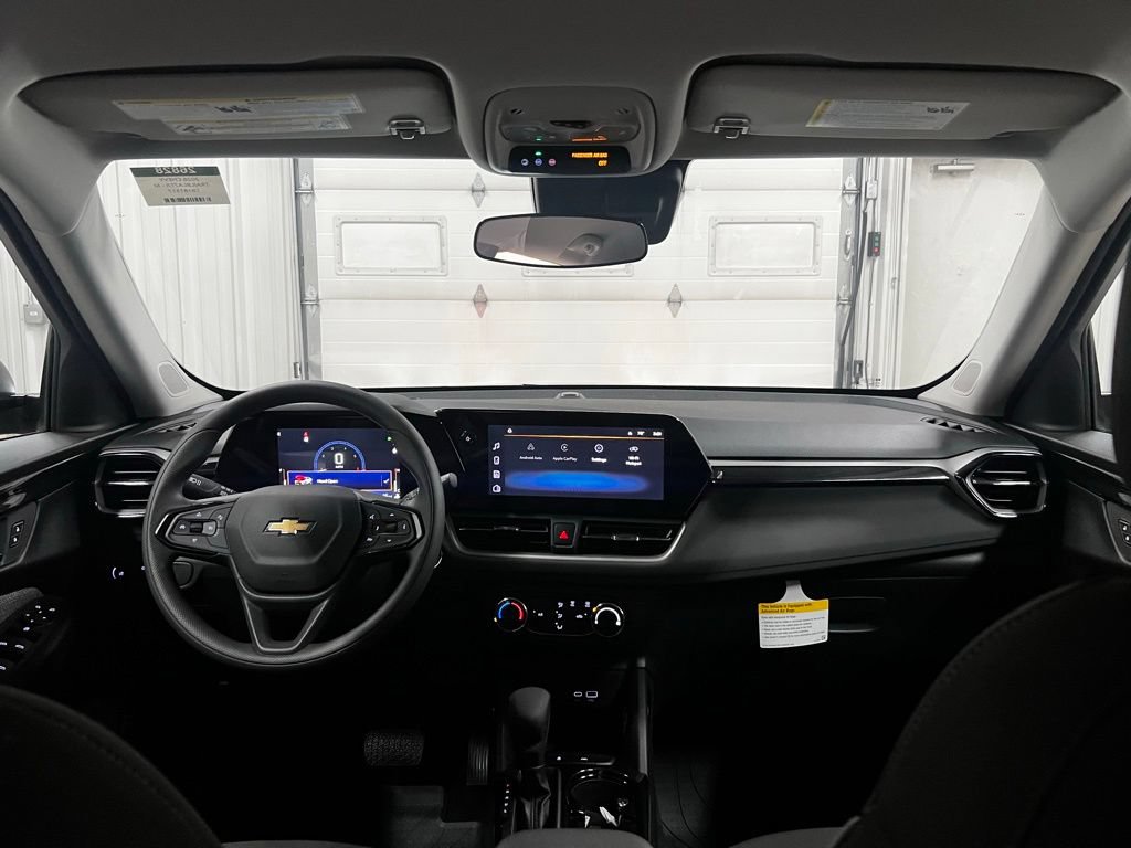 New 2026 Chevrolet TrailBlazer LS w/ LS Convenience Package FWD image 32