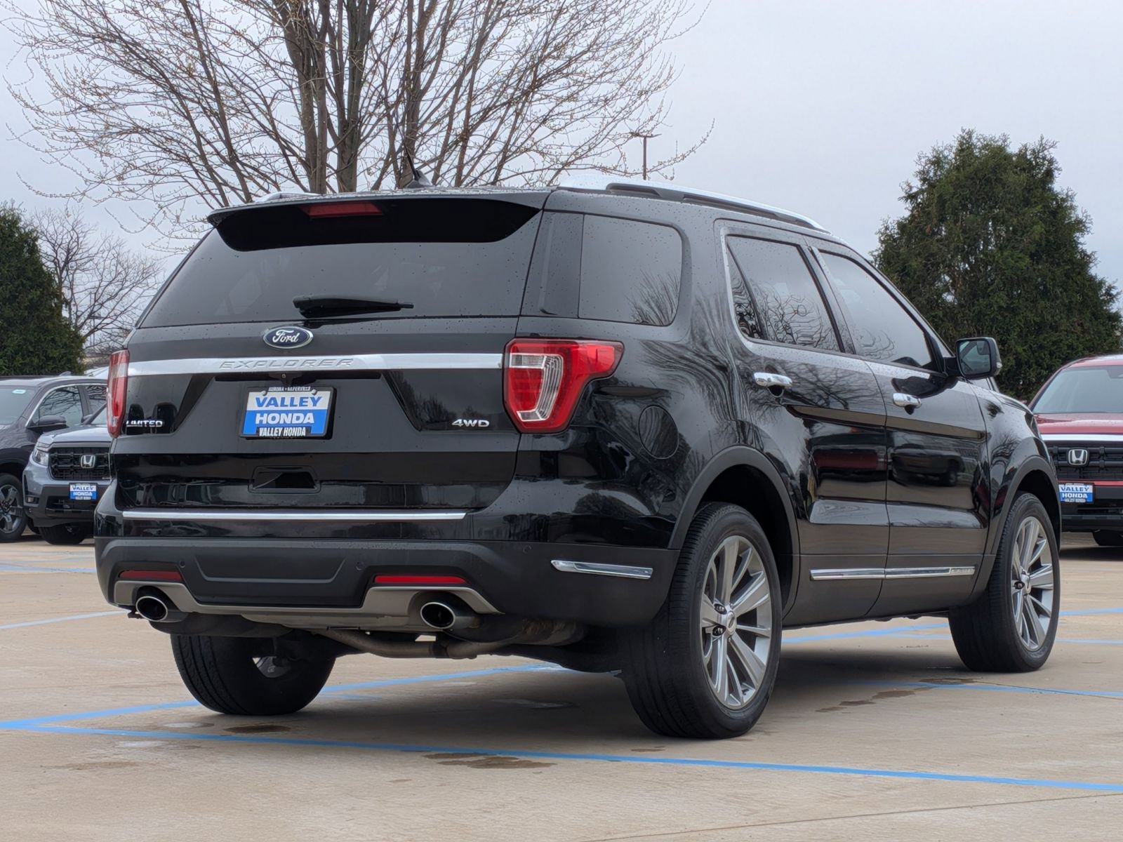 Used 2018 Ford Explorer Limited image 6