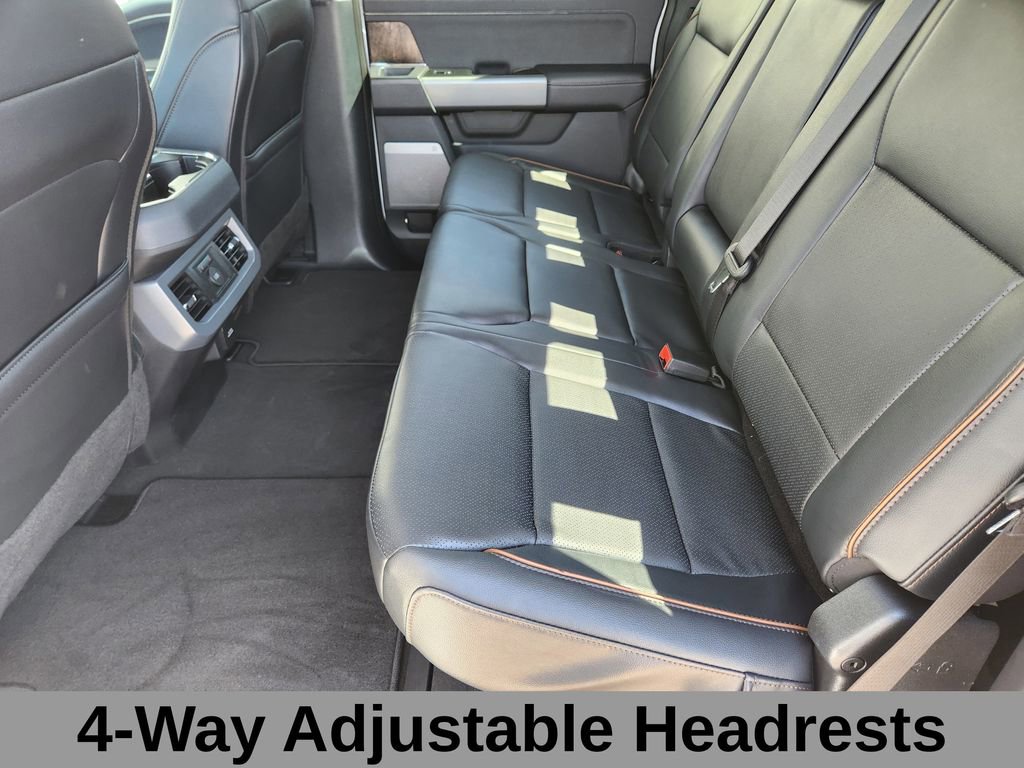 Used 2025 Ford F250 Lariat w/ Lariat Ultimate Package AWD/4WD image 14