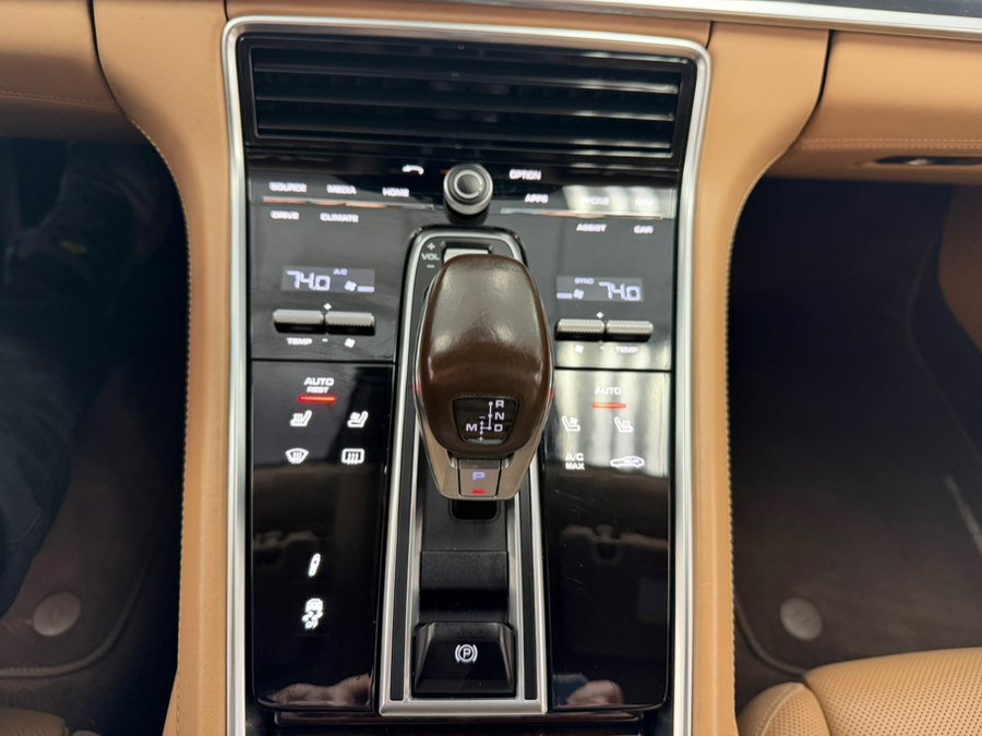 Used 2017 Porsche Panamera Turbo image 48