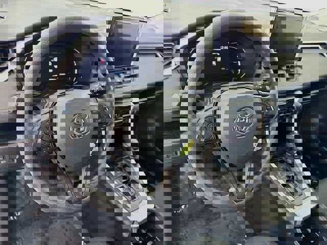 Certified 2025 Toyota RAV4 LE image 9