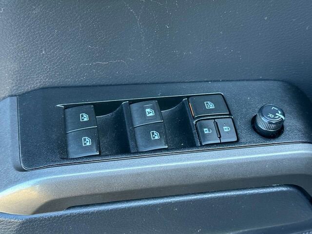 Used 2022 Toyota Tacoma SR5 image 13
