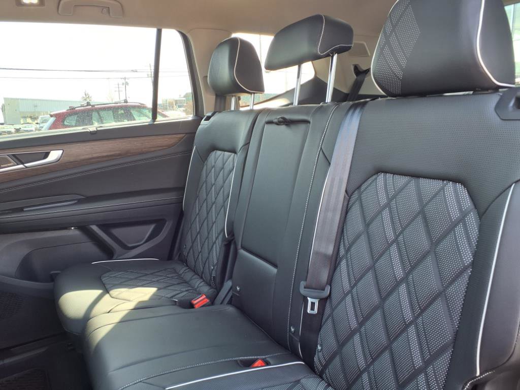 New 2025 Volkswagen Atlas SEL Premium R-Line image 10
