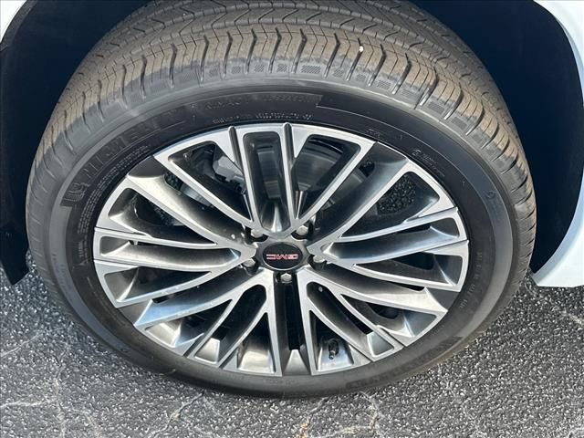 New 2026 GMC Terrain Denali AWD/4WD image 18
