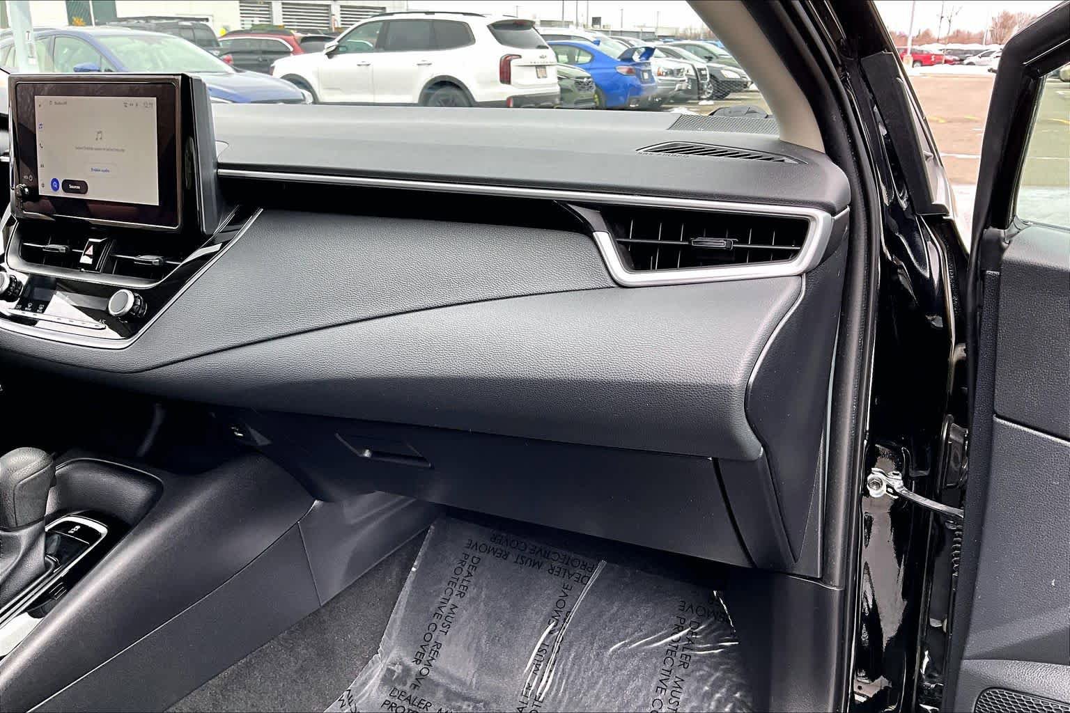Used 2024 Toyota Corolla LE image 18