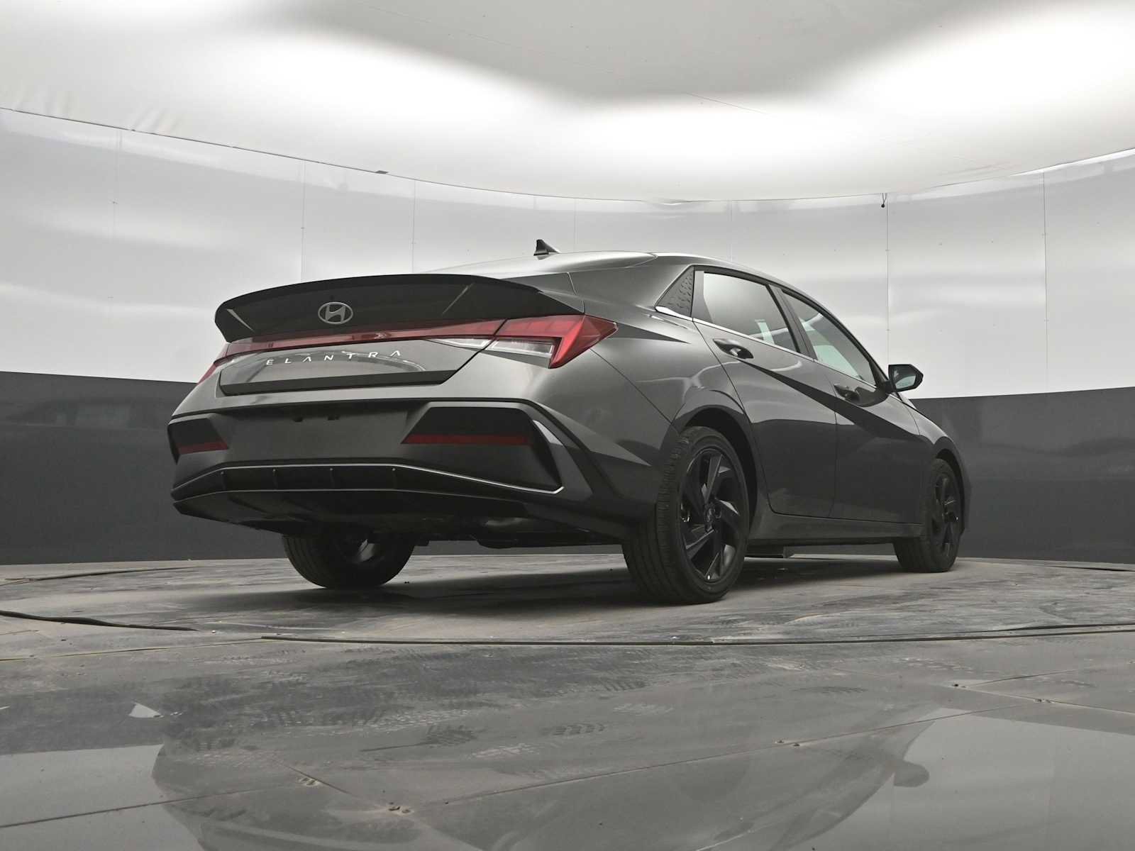 New 2026 Hyundai Elantra SEL Sport Premium FWD image 38