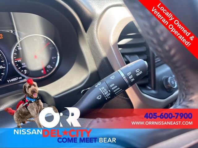 Used 2018 GMC Acadia Denali w/ Technology Package FWD image 20