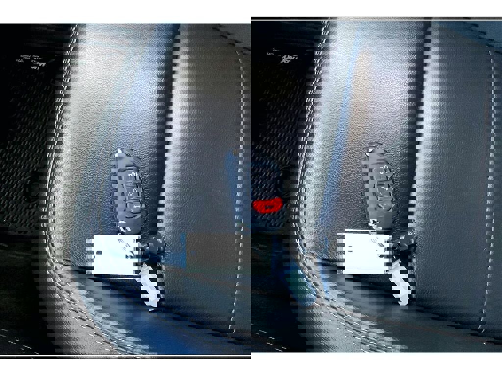 Used 2019 Jeep Wrangler Unlimited Sahara image 13