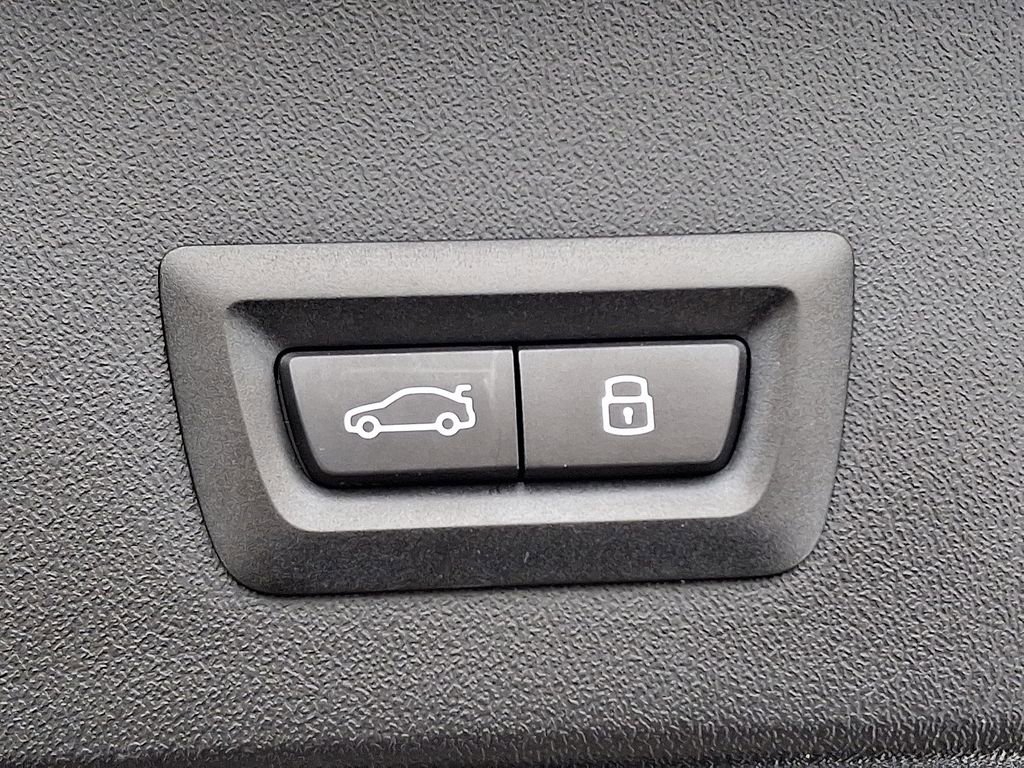 Used 2025 BMW X3 xDrive30i w/ Premium Package image 29