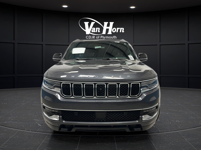 Used 2023 Jeep Wagoneer 4WD w/ Premium Group I image 2