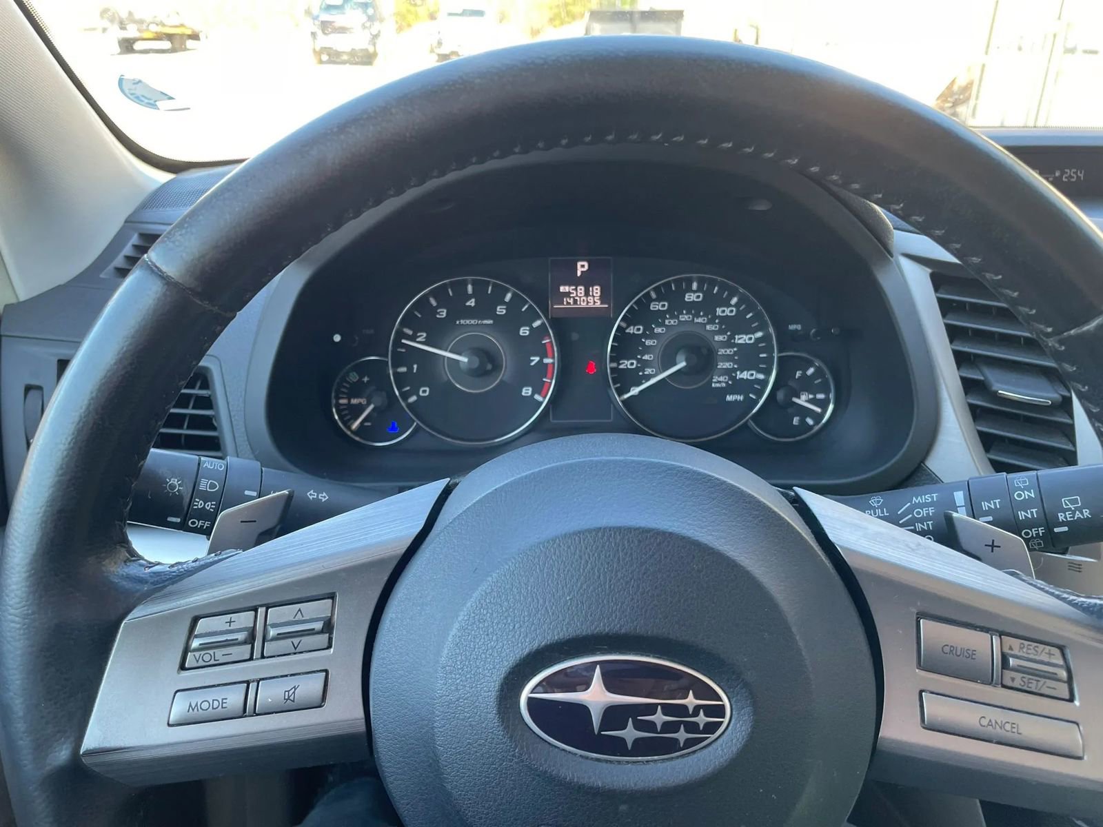 Used 2011 Subaru Outback 2.5i Premium w/ All-Weather Pkg image 11