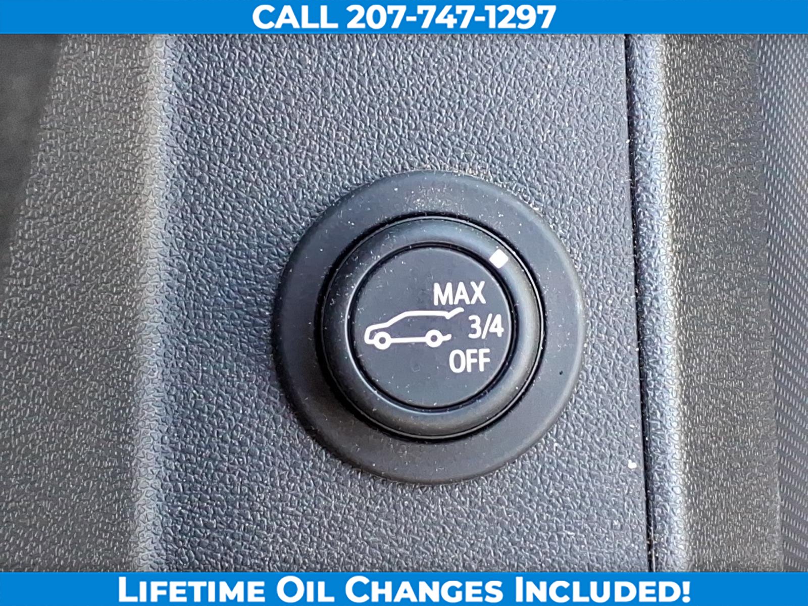 Used 2024 Chevrolet Equinox LT AWD/4WD image 12