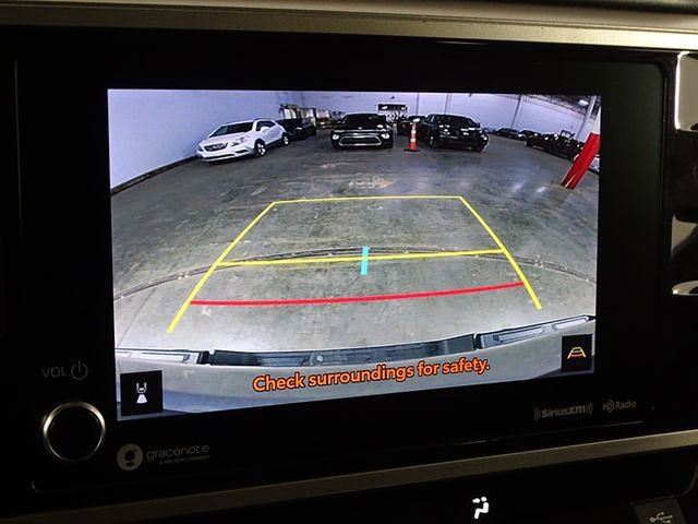 Used 2022 Toyota Tundra SR5 w/ SR5 Convenience Package AWD/4WD image 8